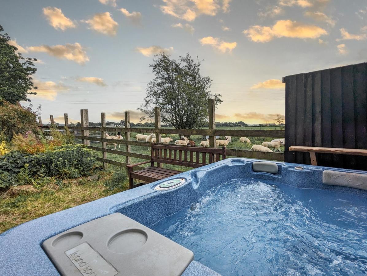 The Gilpin Farmhouse, Lake District Getaway Levens Екстериор снимка